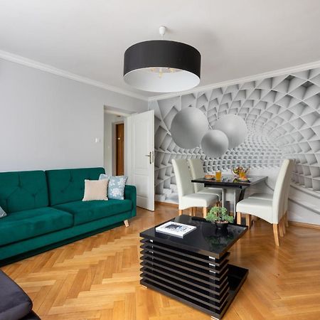 Rent Like Home - Hoza 38 ワルシャワ エクステリア 写真
